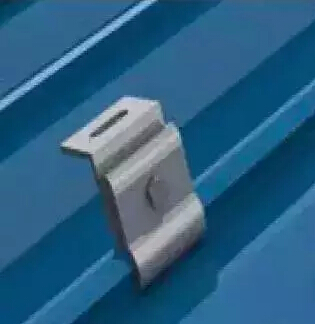 直立锁边形式安装