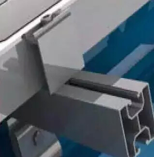 直立锁边形式安装